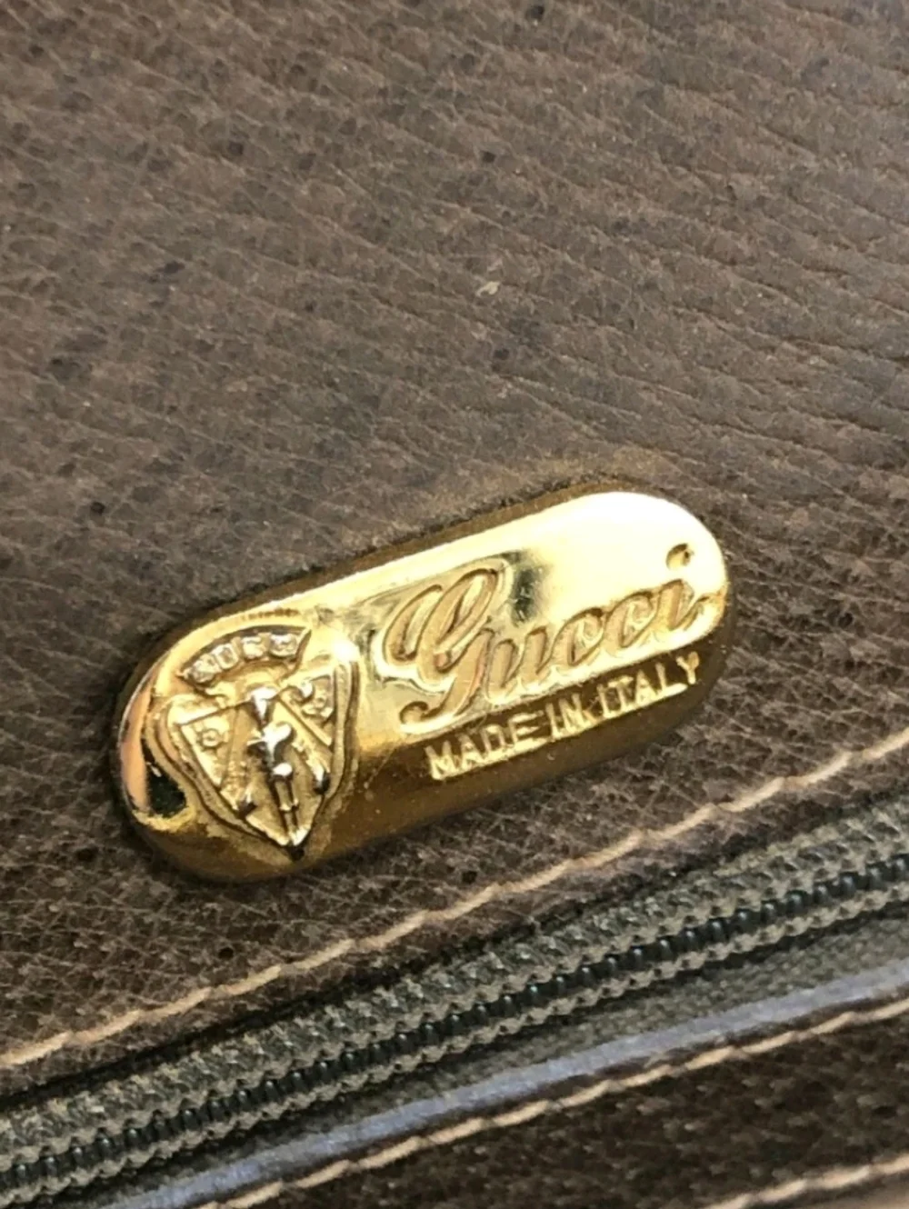 Gucci Vintage Crossbody Purse - Picture 2 of 12